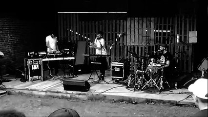UNNO (Fra) Live Noyelles 2016 - Part 1 (Electro, trip hop)