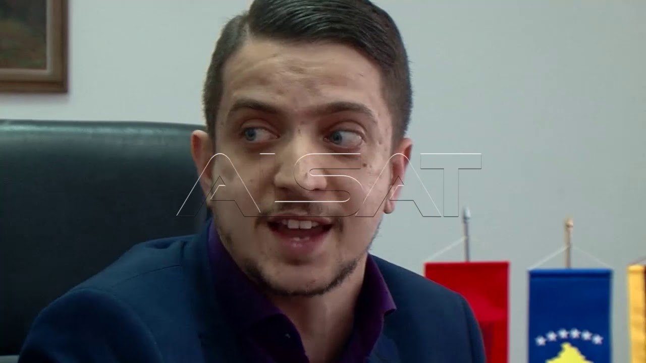 Тетово, Алијанса за Албанците организираше изложба со слики од дупките на улиците