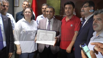 MHP ve CHP Gaziantep Milletvekilleri mazbatalarını aldı