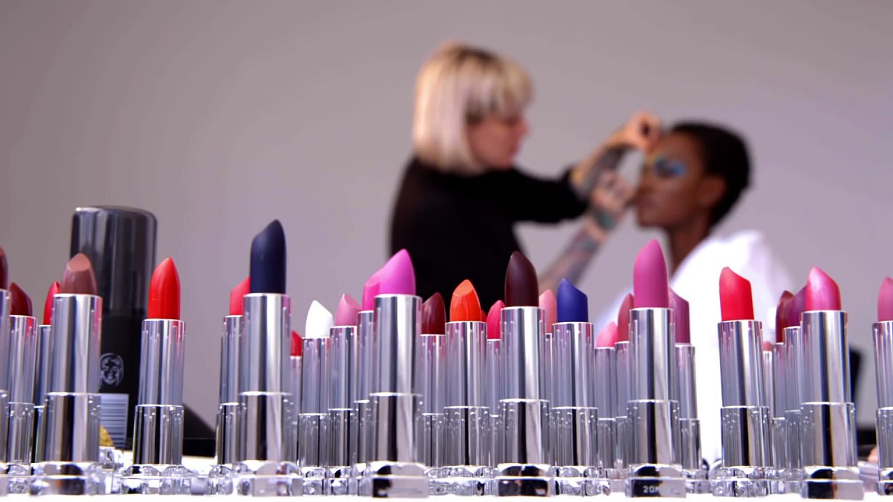 New York Fashion Week Aquatic Blue Eye Makeup Look ft. Herieth Paul   Maybelline New York