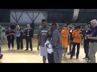 Terry Rozier Sings Happy Birthday