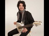 221: New England Rocker Charlie Farren Plays The Virtual Lounge