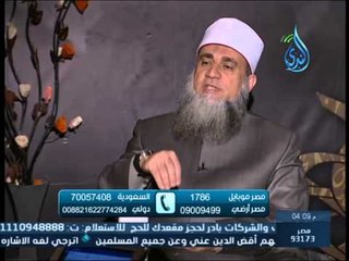 يصلى على كرسي بسبب زيادة الوزن فهل سجوده كمن يسجد على الأرض