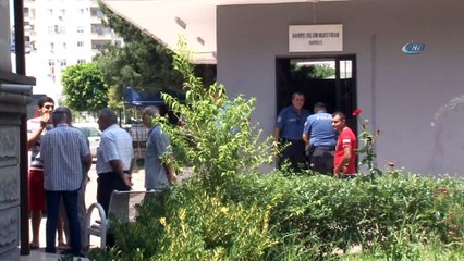 Üniversite mezunu genç tuvalette eroinden öldü