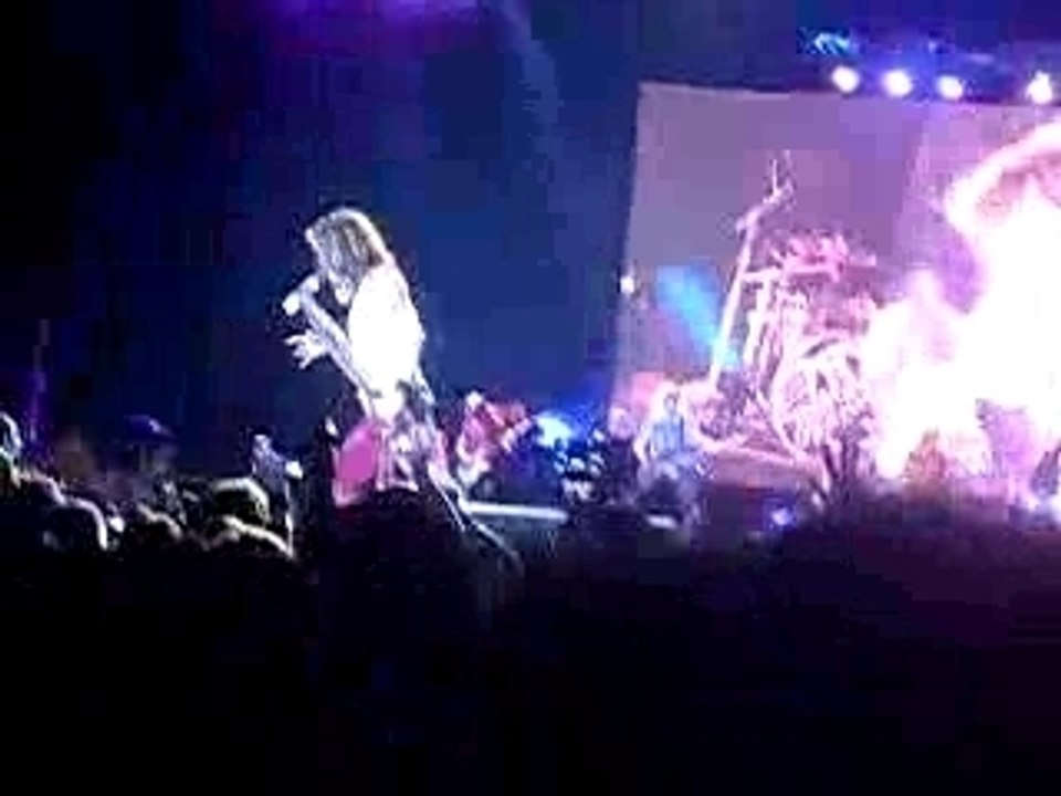 AEROSMITH " I DON'T WANT TO MISS A THING " A PARIS 19-06-07