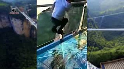 8 सबसे विचित्र और खतरनाक झूले