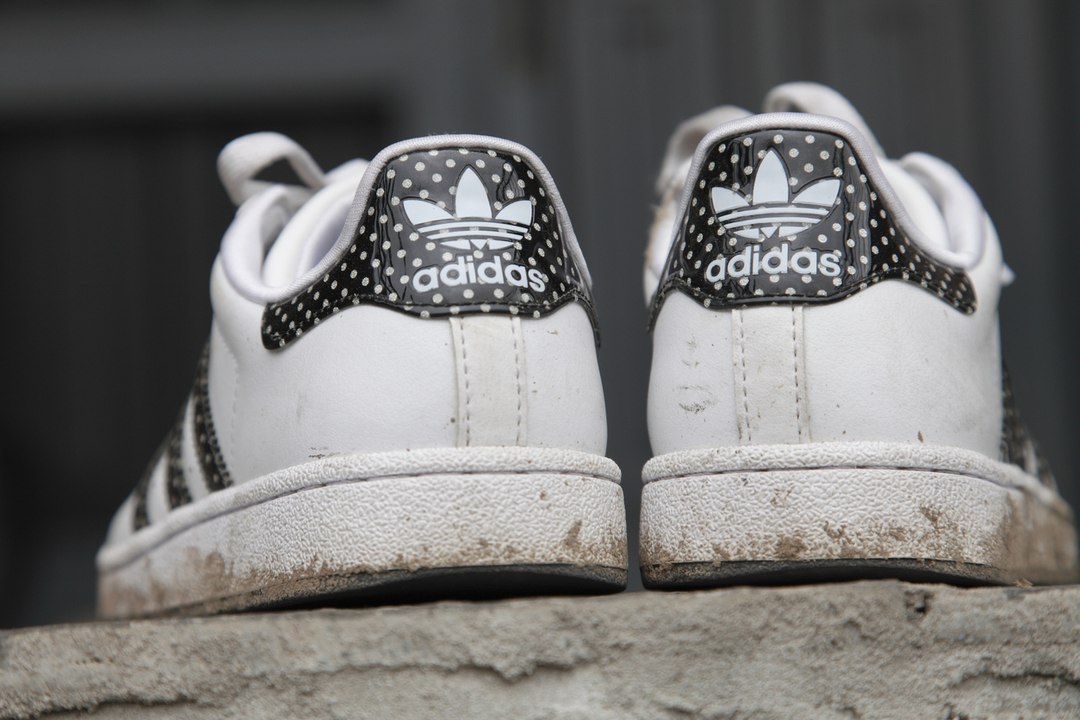3 paires de baskets vintage incontournables