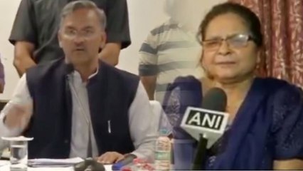 Uttrakhand CM Triverndra Singh Rawat को अपशब्द बोलने वाली Teacher की आपबीती । वनइंडिया हिंदी