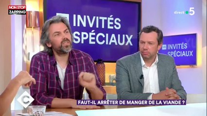 C à vous : échange tendu entre Aymeric Caron et Patrick Cohen sur la viande (vidéo)