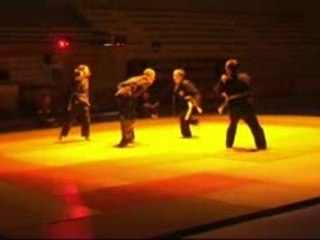 Chuong quan khi dao demo 2007