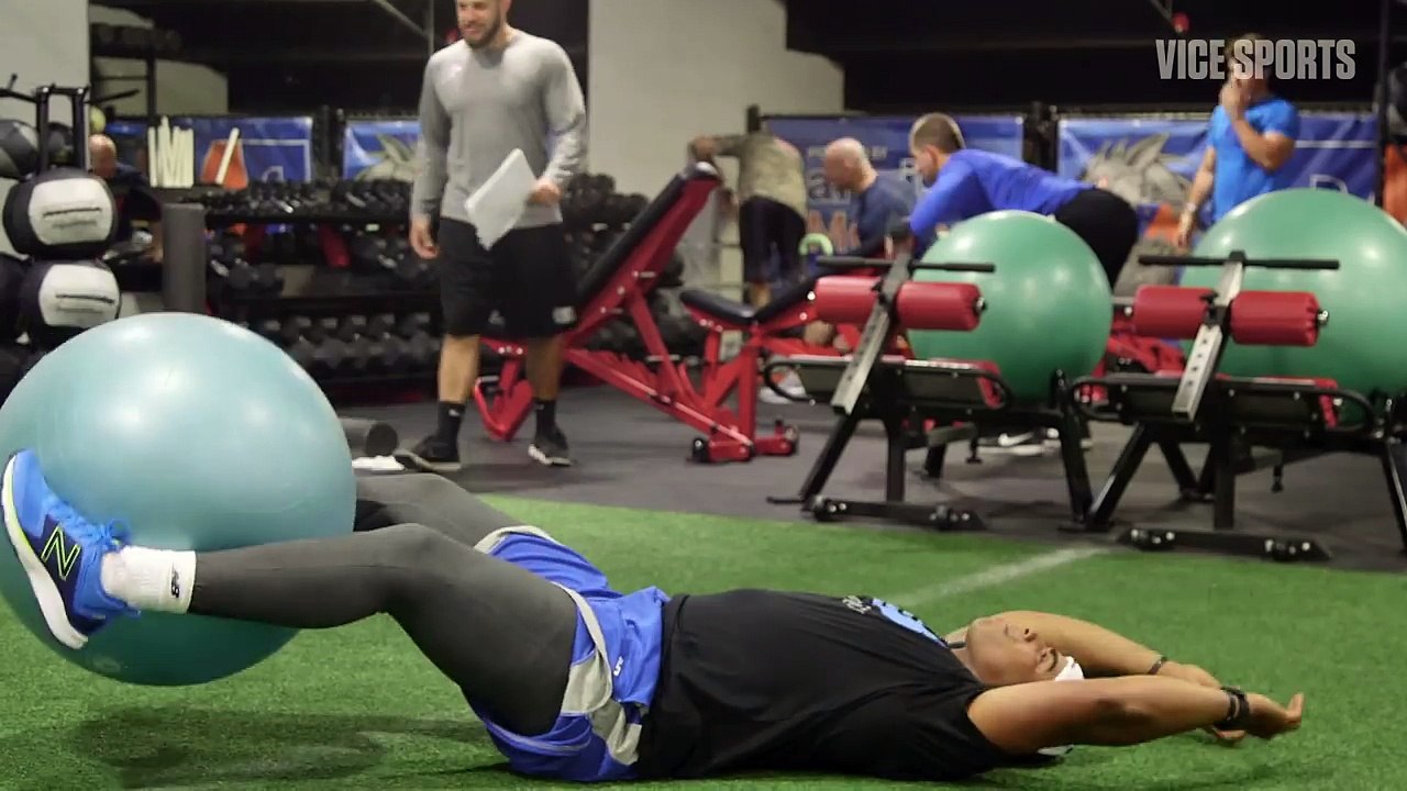 Así vive en su finca el pelotero cubano Yoenis Céspedes