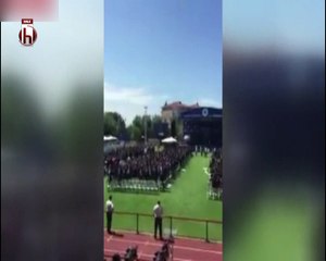 Boğaziçi Üniversitesi mezuniyetinde rektöre protesto