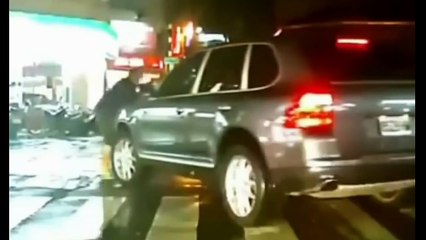 IDIOT Porsche Drivers Compilation 2018 _ Cayenne Edition