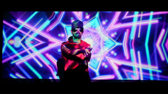 Paula Soares - You gonna be a real star - Official clip / Guests : Magid Lebbar & Sophie Thuilliez