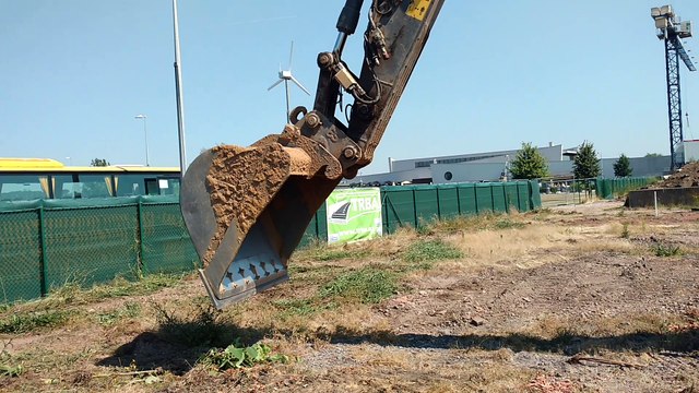 Mons: premier coup de pelle du skate-park, au Grand-Large