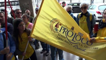 Pugliesi protestano contro rifiuti interrati e tumori "adesso basta, Regione intervenga subito"