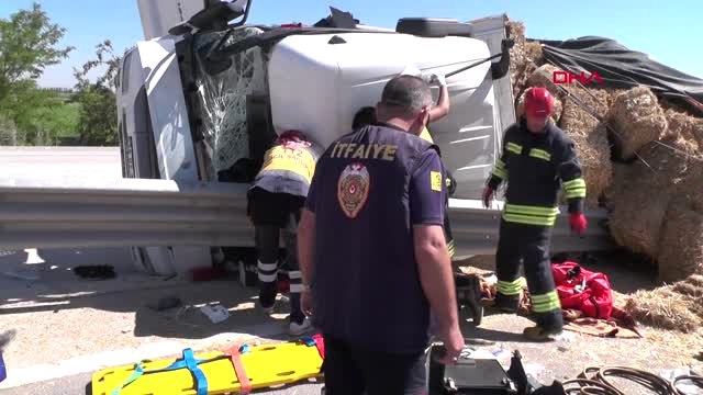 Konya Tır Devrildi, Karayolu Buğday Tarlasına Döndü Hd