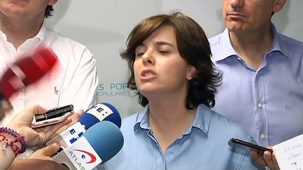 Sáenz de Santamaría: "A Pedro Sánchez le han regalado el Gobierno de España y él está dispuesto a regalar España a los independentistas"