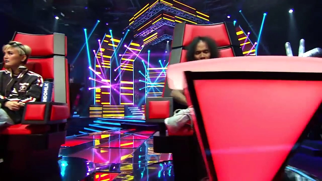 Hendrik - Mama Papa Larang | Blind Auditions | The Voice Kids Indonesia Season 3 GTV 2018