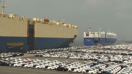 고래 싸움에 새우 등 터지나...수출 불안 / YTN