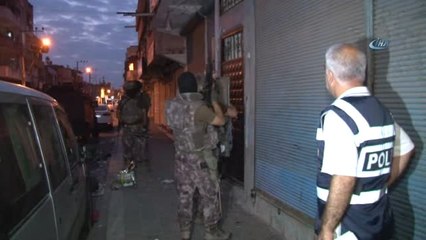 Deaş'a Şafak Vakti Baskın: 14 Gözaltı