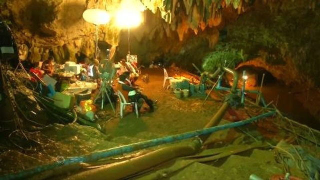 Search for missing Thai soccer team enters sixth day