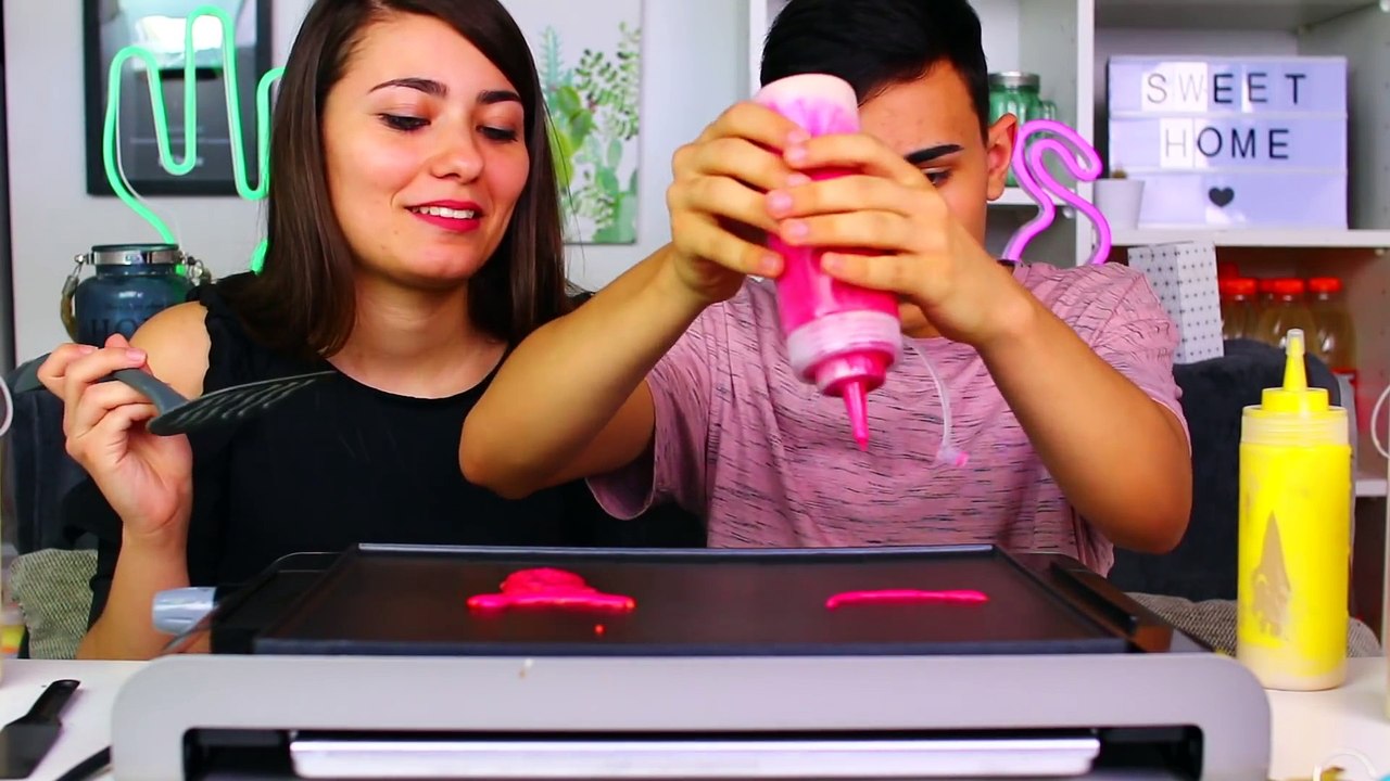 PANCAKE ART CHALLENGE !! Jonathan et Amandine