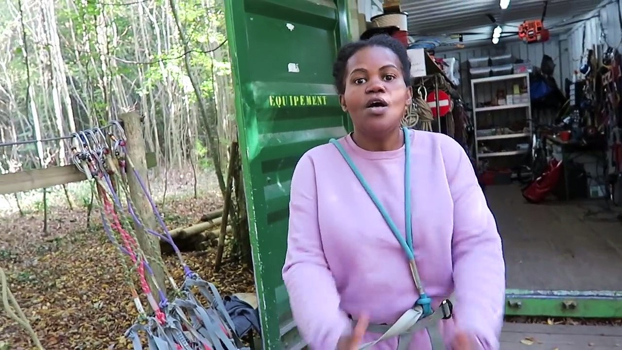 VLOG - MAMAN FAIT DE L’ ACCROBRANCHE  avec Hikma ...C’EST UNE MAUVAISE IDÉE #sakinafamily