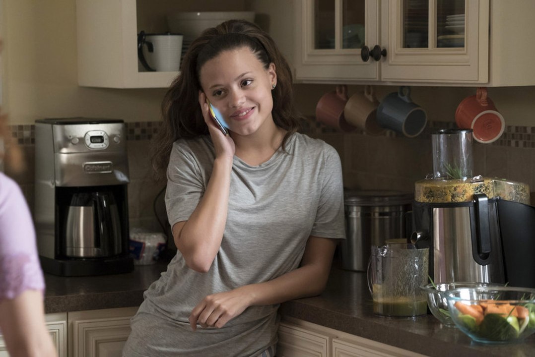 Shades of Blue Season 3 Episode 3 : That Way Madness Lies - 4k-ULTRA-HD