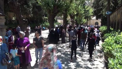 Balıklıgöl’e turist akını