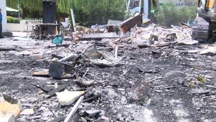 Sapanca Sahildeki 10 Kafeterya Yanarak Kül Oldu