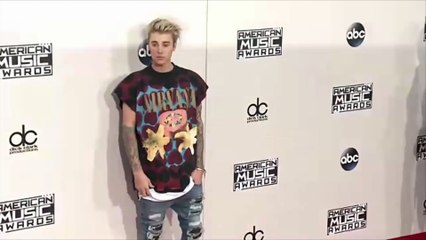 Justin Bieber Is Now Dating Hailey Baldwin