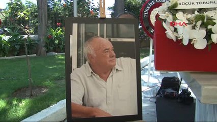 Şarık Tara Son Yolculuğuna Uğurlandı 1