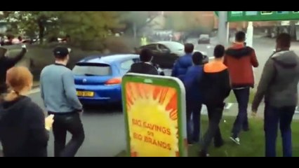 Video herunterladen: Ultimate Supercar Fails & Crashes Compilation Part 2. People crash with supercar