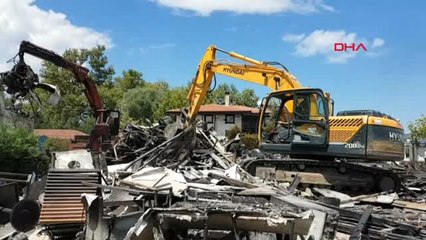 Sakarya Sapanca Gölü Kıyısındaki 10 İşyeri Yandı