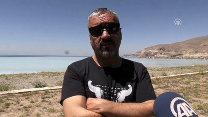 Van Gölü'nde yeni kale kalıntılarına rastlandı - BİTLİS