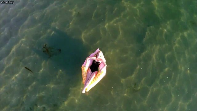 Et les vacances commencent mal pour elle!!!