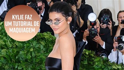 Três dicas de maquiagem dadas por Kylie Jenner