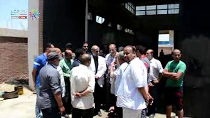 محافظ الإسماعيلية يتابع إصلاح عطل بالصرف الصحي