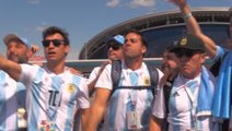 Argentina fans sing their way into stadium for France clash