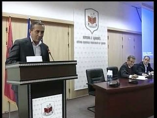 Zef Komani nuk pajtohet me Bekim Ermenin