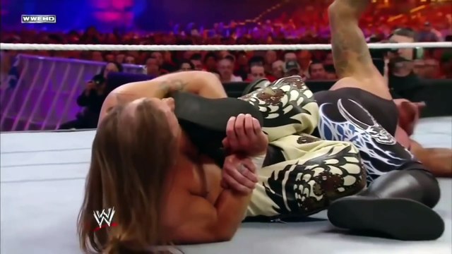 عندما حاول شون مايكلز تنفيذ حركته القاضية على الأسطورة اندرتيكر !!!! انظر ماذا حدث لـ شون مايكلز by wwe entertainment