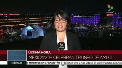 Multitudes de simpatizantes acompañan a AMLO en el Zócalo de la CDMX