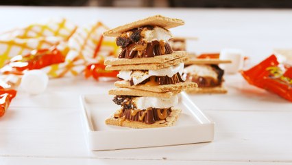 Peanut Butter Lovers Will Flip For These S'Mores