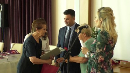 Nderohen gratë që kanë kontribuar ndër vite