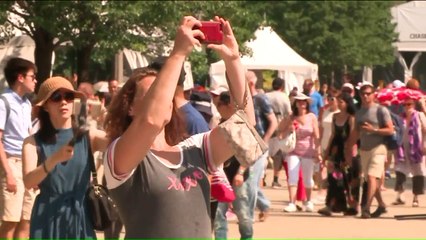 Mount Rushmore Replica Makes Appearance in Chicago