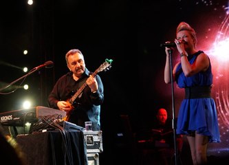 Ümit Besen ve Pamela Bursa'yı Salladı