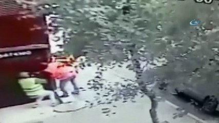 İşçi yeleği giyen hırsızlar kumaş fabrikasına böyle girdi