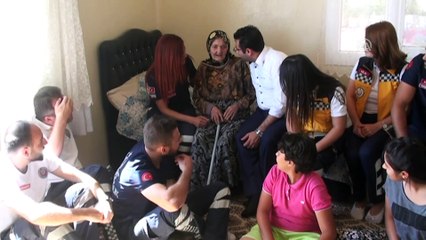 'Acil Servis'ten 105 yaşındaki nineye doğum günü sürprizi - KİLİS