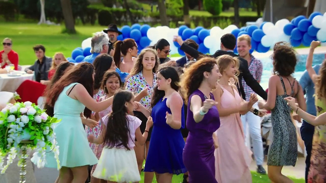 Çalgı Çengi İkimiz Yerli Film izle